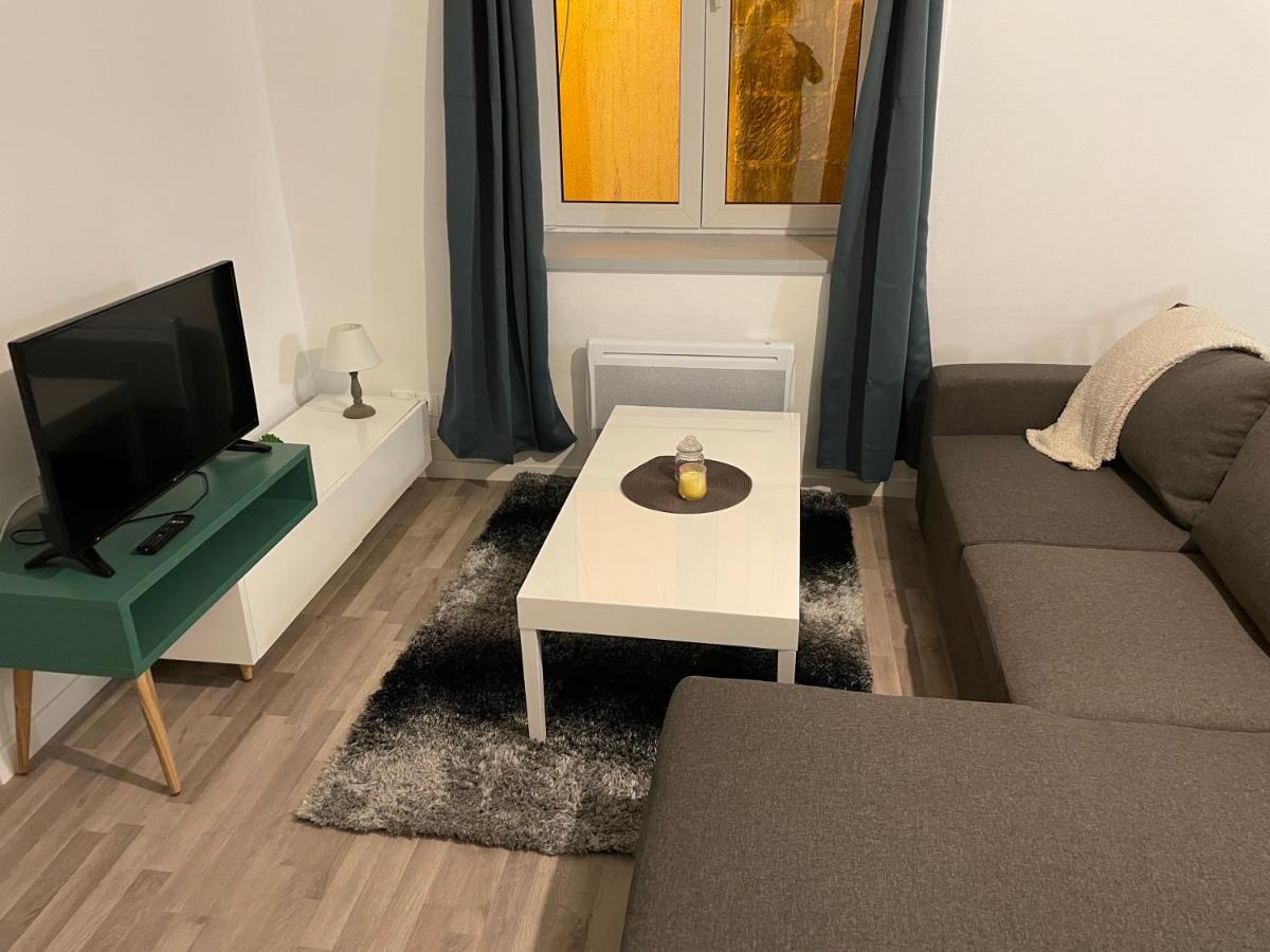 Appartement T2 Meuble, Centre Verdun, 1Er Etage Ngoại thất bức ảnh